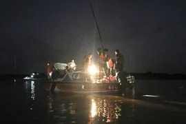 Video: Chủ tịch Quảng Nam ra hiện trường chỉ đạo vụ chìm ghe