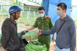 Đắk Lắk: Bắt quả tang một vụ vận chuyển trái phép thuốc nổ
