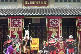 Đến Thảo Cầm Viên xem hát bội miễn phí 