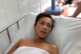 Người đàn ông bị rắn hổ mang chúa cắn kể lại giây phút sinh tử