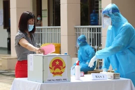 Nhìn lại toàn cảnh ngày bầu cử 23-5