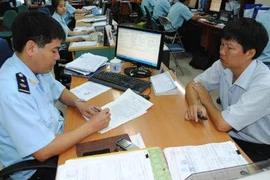 Hải quan thu ngân sách hơn 52.000 tỉ đồng