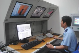 Tăng soi chiếu xử lý hàng trăm container hàng tồn đọng tại cảng