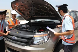 Sốc: Không 1 chiếc ô tô nào nhập qua cảng TP.HCM 