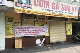 Hàng loạt quán ăn, salon tóc... đóng cửa chống dịch COVID-19