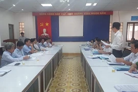 Chủ nhà máy 100 tỉ kiệt sức, lo phá sản vì dính... cái mương 