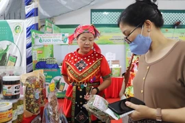 Thị trường Tết Bính Ngọ: Đặc sản vùng miền lên ngôi 