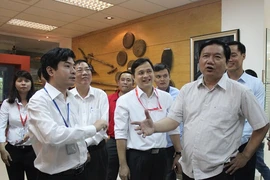  Bí thư Thăng: 'Lương kỹ sư CNTT 8-10 triệu, làm sao sống?'
