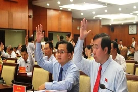 TP.HCM đề xuất chi 2.342 tỉ tăng thu nhập cho cán bộ 