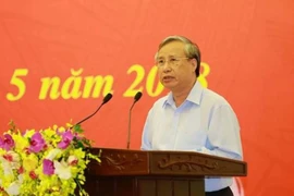'Kiên quyết đấu tranh với việc bôi xấu hạ thấp uy tín lãnh tụ'