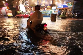 Giám đốc Sở Nội vụ: 'Còn có điểm ngập mới thì dân không tin'
