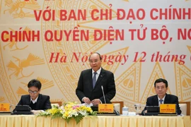 Thủ tướng: Làm tốt chính phủ điện tử cũng giúp ngừa COVID-19