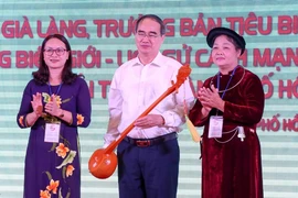 TP.HCM sẵn sàng đồng hành, giúp đỡ.. đồng bào dân tộc thiểu số