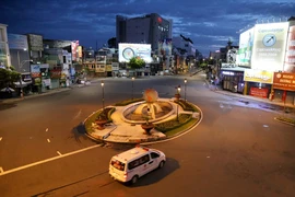 TP.HCM giãn cách theo Chỉ thị 16 đến 15-9, 'ai ở đâu thì ở đó'