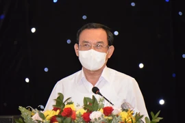 Bí thư TP.HCM: 'Báo chí không ngại nguy hiểm, lăn xả ra tuyến đầu'
