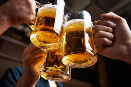 Cách loại bỏ mùi bia rượu trong hơi thở