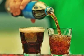 Uống nước ngọt không giúp bạn giải khát
