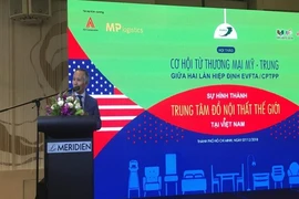 Coi chừng thành nạn nhân cuộc chiến thương mại Mỹ-Trung