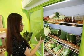 Thủ tướng khen đơn vị dùng lá chuối gói thực phẩm