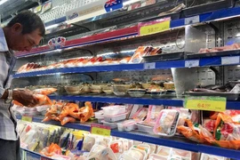 Mẹo lựa chọn thức ăn tươi ngon trong siêu thị 