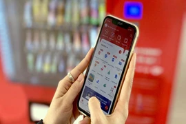 Doanh nghiệp viễn thông 'chạy đua' cung cấp Mobile-Money