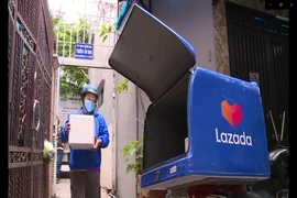 Lazada, Shopee, Tiki đồng loạt bán trứng gà, rau củ