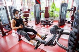 Vì sao vừa ăn uống khắt khe vừa tập thể thao vẫn không giảm được cân?