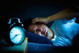 Giấc ngủ kém làm giảm ham muốn ở nam giới