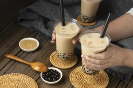 Hơn 300 viên sỏi thận trong người vì thói quen uống trà sữa thay nước