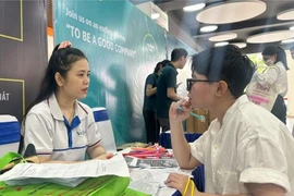 Thấy gì từ làn sóng cắt giảm nhân sự thời gian qua?