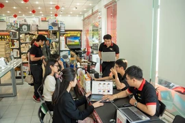 Đây là lý do khiến laptop vẫn mang về lợi nhuận cho các chuỗi bán lẻ điện máy