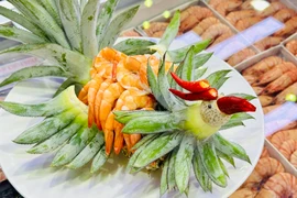 Người nuôi tôm mừng vì giá nguyên liệu và xuất khẩu đều tăng