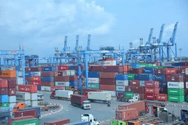 Xung đột leo thang tại Trung Đông đang tác động cụ thể ra sao tới công ty xuất nhập khẩu Việt Nam?