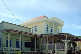 Xử phúc thẩm vụ xây nhầm nhà trên đất hàng xóm