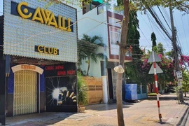 Truy sát trong bar, 1 người chết, 2 người bị thương 