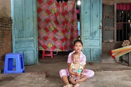  Hơn 200 triệu đồng giúp đỡ nạn nhân vụ tai nạn ở Bình Thuận