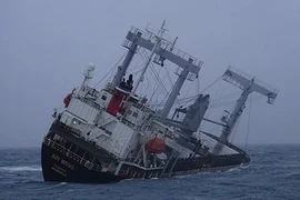 Tìm thấy 2 thi thể thuyền viên tàu Panama chìm gần đảo Phú Quý