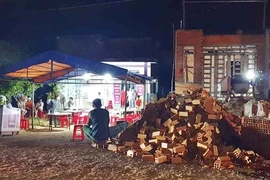 Thợ hồ đâm chủ nhà thiệt mạng trong tiệc nhậu mừng công