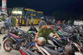  Gần 200 người chuẩn bị đua xe trên QL1 bị cảnh sát xử lý
