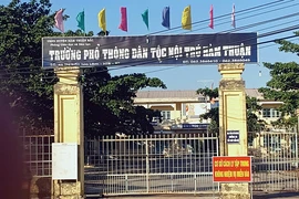 2 người vi phạm cách ly tại nhà bị cưỡng chế vào nơi tập trung