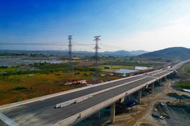 Các giấy phép mỏ đất đắp của cao tốc Vĩnh Hảo-Phan Thiết đều đã hết hạn