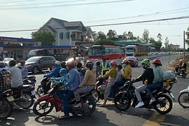 Đặt biển báo hạn chế tốc độ trên các đường dẫn cao tốc Phan Thiết-Dầu Giây nối với QL1A