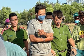 Thông tin mới vụ ném thuốc trừ sâu xuống hồ nuôi tôm để trả thù tình địch