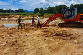 Bình Thuận: Phát hiện nhiều điểm khai thác cát ‘khủng’ tại Tánh Linh