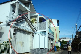 Cưỡng chế, giao căn nhà 'bỗng dưng bị người khác chiếm giữ' cho khổ chủ
