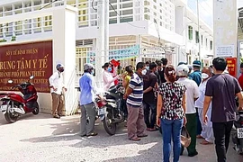 Trung tâm y tế thua kiện vì chậm trả tiền suất ăn của bệnh nhân COVID-19