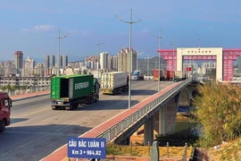 Thông báo hỏa tốc hoạt động thông quan các cửa khẩu phía Bắc dịp Tết Ất Tỵ