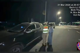 Giao xe cho nữ tài xế chạy quá tốc độ, chủ xe bị phạt nặng