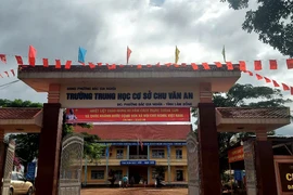 Nam sinh lớp 9 ngất xỉu khi khởi động giờ học bóng rổ, sau đó tử vong