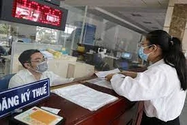 Thưởng tết bằng hiện vật có phải đóng thuế thu nhập cá nhân?